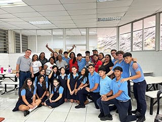 Un homenaje a nuestros héroes cotidianos del Colegio Yale